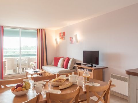 APPARTEMENT 7 personnes - 1 chambre + 1 coin nuit - Vue sur le golf