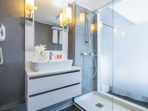 APPARTEMENT 2 personnes - Balcon - Climatisation