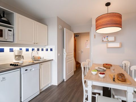 APPARTEMENT 6 personnes - 1 chambre + 1 coin nuit - Terrasse ou balcon - Vue mer - Rénové