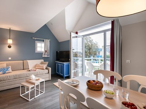 APPARTEMENT 8 personnes - 2 chambres + 1 coin nuit - Terrasse ou balcon - Vue mer - Rénové