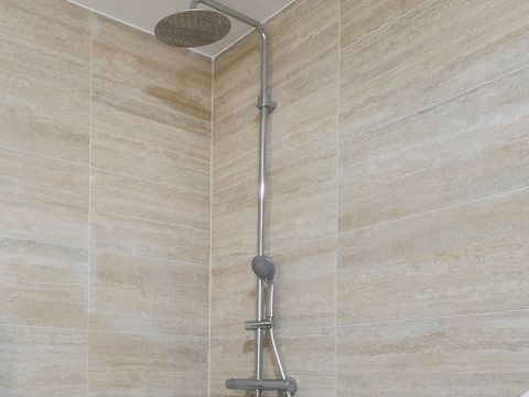 STUDIO 5 personnes - 1 coint nuit - terrasse rez-de-chaussée - climatisé - rénové