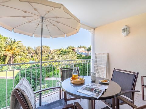 APPARTEMENT 5 personnes - 1 chambre - Terrasse ou balcon - Vue sur la piscine - Climatisé