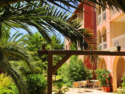 Pierre & Vacances Residence Le Hameau de la Pinède - Camping Var - Image N°4