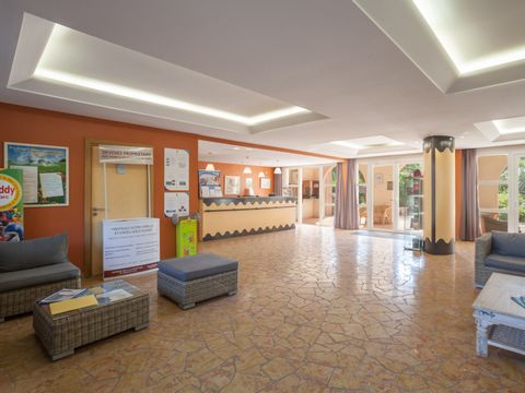 Pierre & Vacances Residence Le Hameau de la Pinède - Camping Var - Image N°2