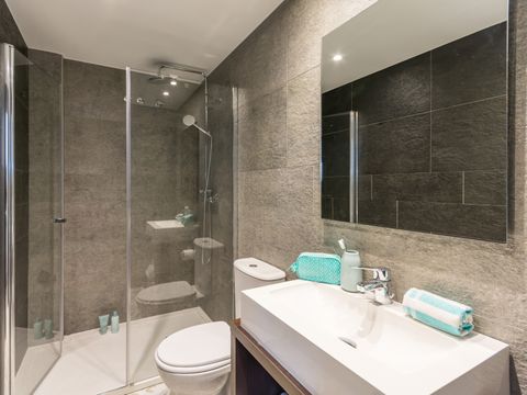 APPARTEMENT 4 personnes - 2 chambres -Balcon - Vue Mer