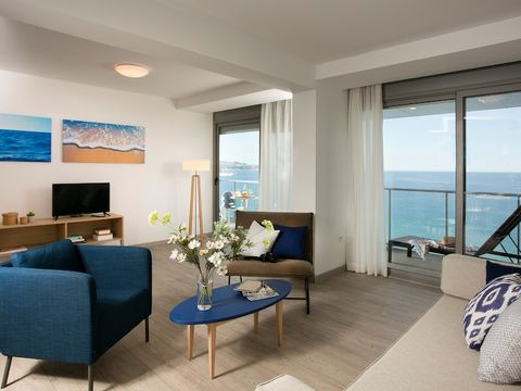 APPARTEMENT 8 personnes - 3 chambres - Balcon - Vue Mer