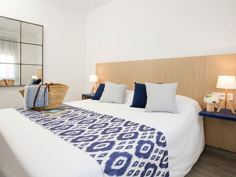 APPARTEMENT 8 personnes - 3 chambres - Balcon - Vue Mer