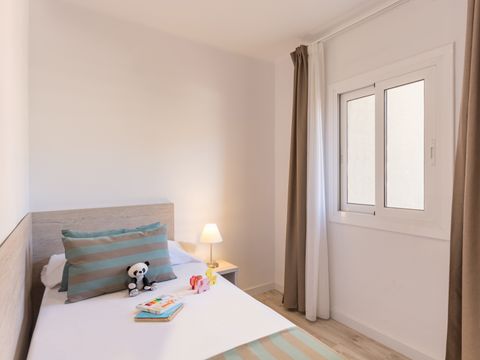 APPARTEMENT 6 personnes - 2 CHAMBRES - BALCON