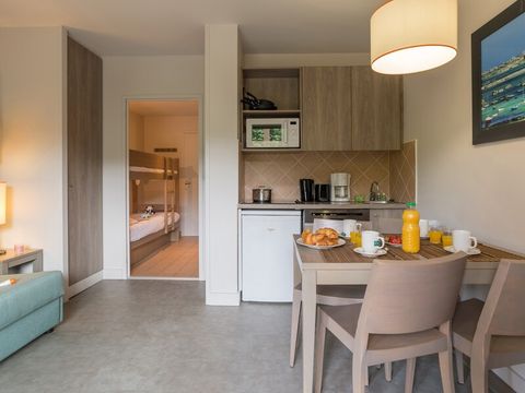 STUDIO 4 personnes - 1 COIN NUIT - TERRASSE OU BALCON