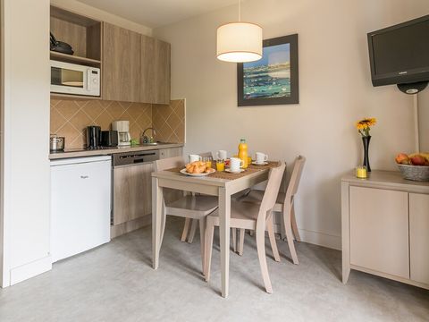 STUDIO 4 personnes - 1 COIN NUIT - TERRASSE OU BALCON