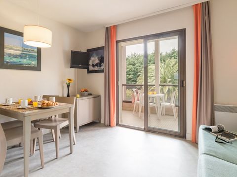 STUDIO 4 personnes - 1 COIN NUIT - TERRASSE OU BALCON