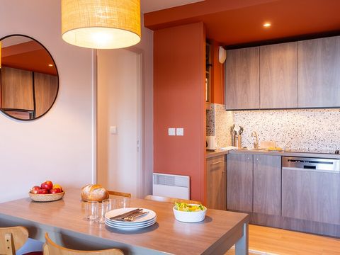 APPARTEMENT 5 personnes - 1 CHAMBRE - TERRASSE OU BALCON - VUE MER