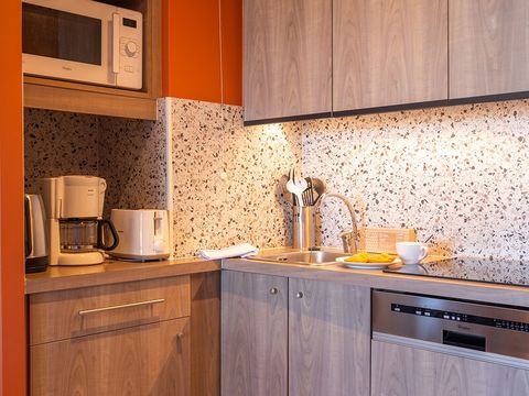 APPARTEMENT 5 personnes - 1 CHAMBRE - TERRASSE OU BALCON - VUE MER