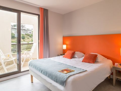 APPARTEMENT 7 personnes - 2 CHAMBRES - TERRASSE OU BALCON