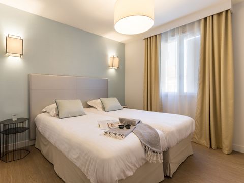 APPARTEMENT 8 personnes - 3 chambres - Terrasse ou balcon - Bâtiments portuaires