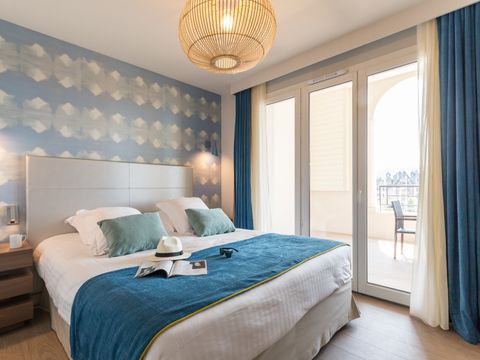 APPARTEMENT 8 personnes - 3 chambres - Terrasse ou balcon - Bâtiments portuaires