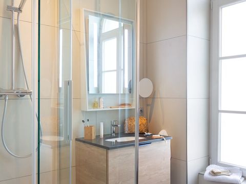 APPARTEMENT 3 personnes - 1 chambre - Bâtiment des douanes