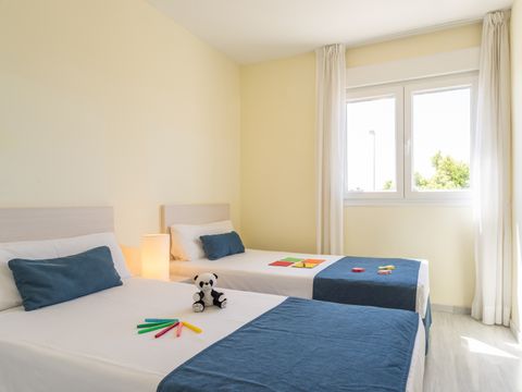 APPARTEMENT 6 personnes - 2 chambres - balcon