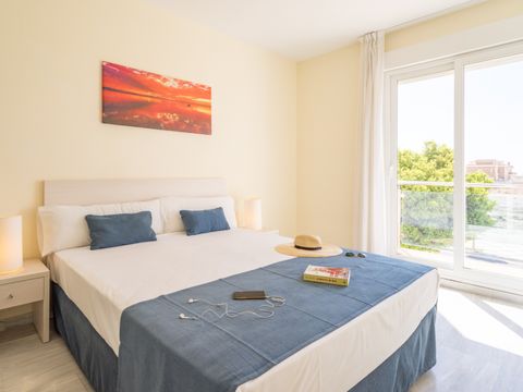 APPARTEMENT 8 personnes - 3 chambres - balcon