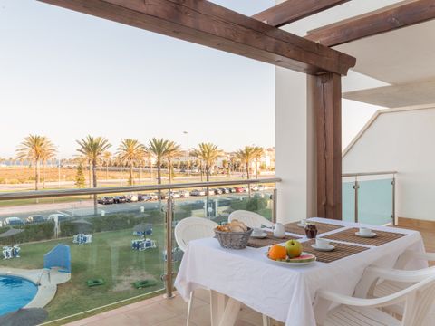 APPARTEMENT 8 personnes - 3 chambres - terrasse spacieuse