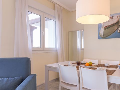 APPARTEMENT 8 personnes - 3 chambres - terrasse spacieuse