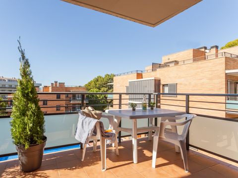 APPARTEMENT 4 personnes - 2 CHAMBRES - BALCON