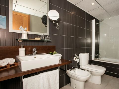 APPARTEMENT 6 personnes - 2 CHAMBRES - TERRASSE SPACIEUSE