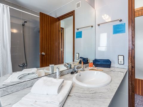 APPARTEMENT 6 personnes - 2 chambres