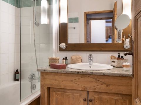 APPARTEMENT 4 personnes - Appartement 4 personnes - 1 chambre - Piscine extérieure (AWL24)