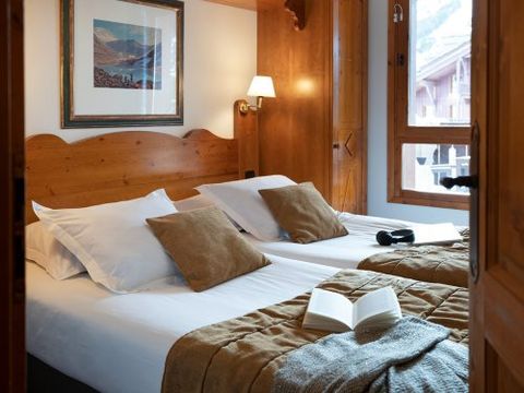 APPARTEMENT 4 personnes - Appartement 4 personnes - 1 chambre - Piscines extérieure et intérieure (AWL24C)