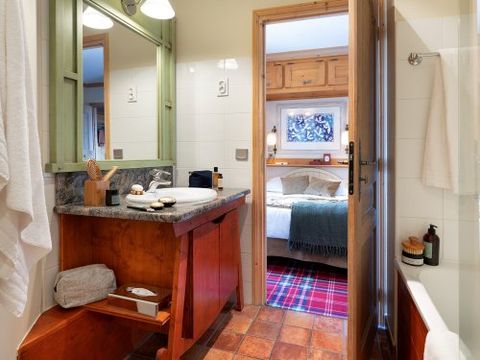 APPARTEMENT 6 personnes - Appartement 6 personnes - 2 chambres - Piscines extérieure et intérieure (AWL36C)