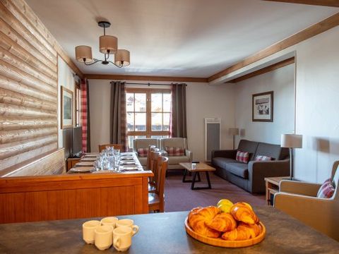 APPARTEMENT 8 personnes - Appartement 8 personnes - 3 chambres - Piscine extérieure (AWL48)