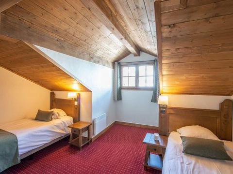 APPARTEMENT 8 personnes - Appartement 8 personnes - 3 chambres - Sans balcon - Piscine extérieure (AWL48RD)