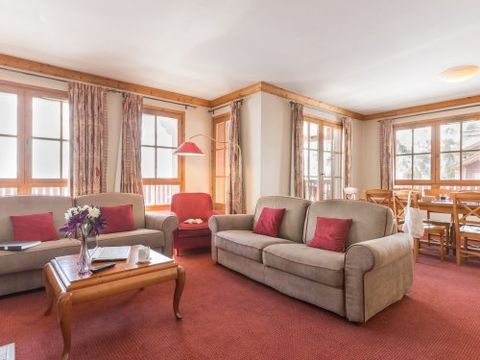 APPARTEMENT 10 personnes - Appartement 10 personnes - 4 chambres - Duplex - Piscines extérieure et intérieure (AWL510C)