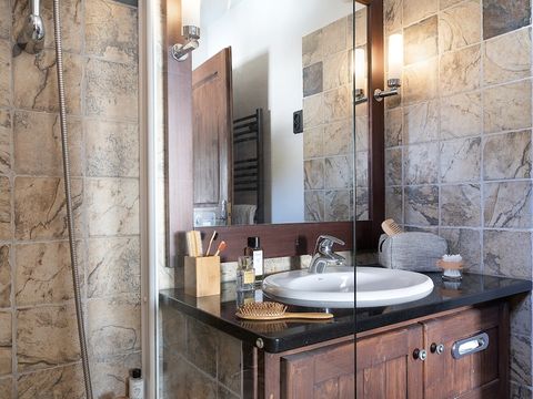 APPARTEMENT 4 personnes - 1 chambre - Piscine extérieure avec vue Mont Blanc 
