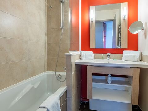 APPARTEMENT 6 personnes - 2 chambres - Balcon - Vue sur la montagne