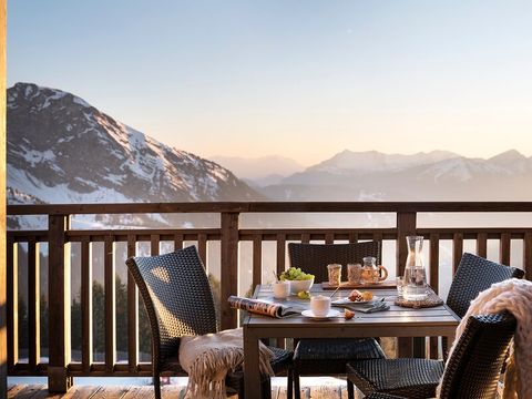 APPARTEMENT 6 personnes - 2 chambres - Balcon - Vue montagne dégagée