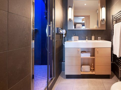 APPARTEMENT 6 personnes - 2 chambres - Balcon - Vue montagne dégagée