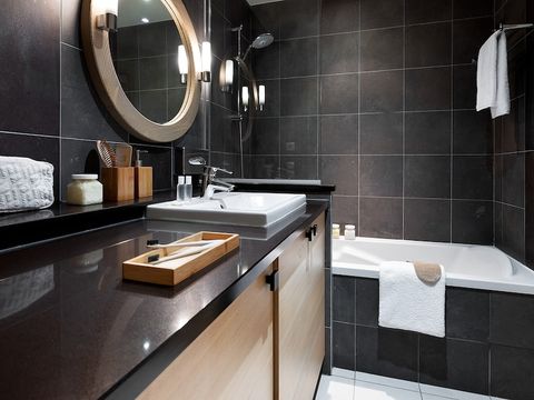 APPARTEMENT 8 personnes - 3 chambres - Balcon - Vue montagne dégagée