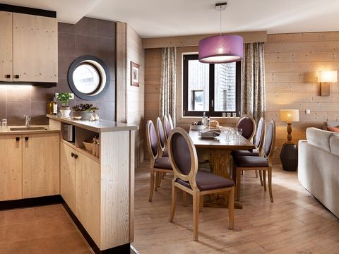 APPARTEMENT 8 personnes - 3 chambres - Balcon - Vue montagne dégagée