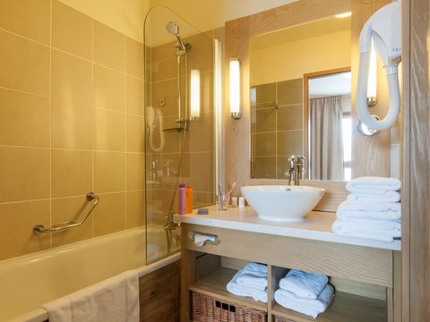 APPARTEMENT 8 personnes - 3 chambres - Balcon