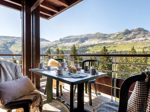 APPARTEMENT 10 personnes - 4 chambres - Balcon - Vue montagne