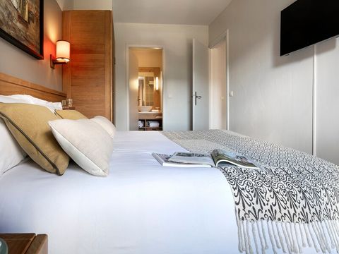 APPARTEMENT 10 personnes - 4 chambres - Balcon - Vue montagne