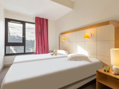 APPARTEMENT 5 personnes - Appartement 5 personnes - 1 chambre - Balcon - Exposition Sud - environ 38 m² (FLL25S)