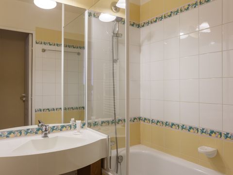 APPARTEMENT 6 personnes - 1 chambre +1 coin nuit