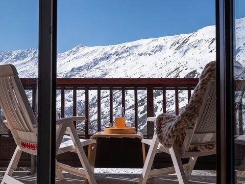 APPARTEMENT 6 personnes - 1 chambre + 1 coin nuit - Vue montagne