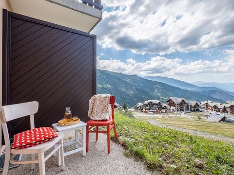 APPARTEMENT 6 personnes - 1 chambre + 1 coin nuit - Vue montagne