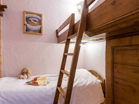 Appartement 5 personnes - 1 chambre - 1 coin - Nuit – - Sans balcon