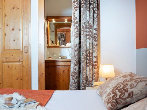 APPARTEMENT 7 personnes - 2 chambres à coucher + 1 coin nuit - sans balcon