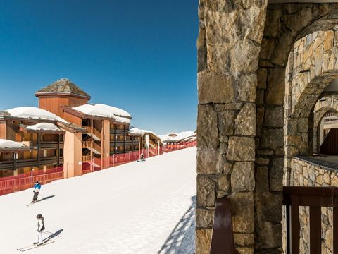 APPARTEMENT 6 personnes - - 1 chambre + 1 alcôve - Vue sur la montagne - Orientation sud